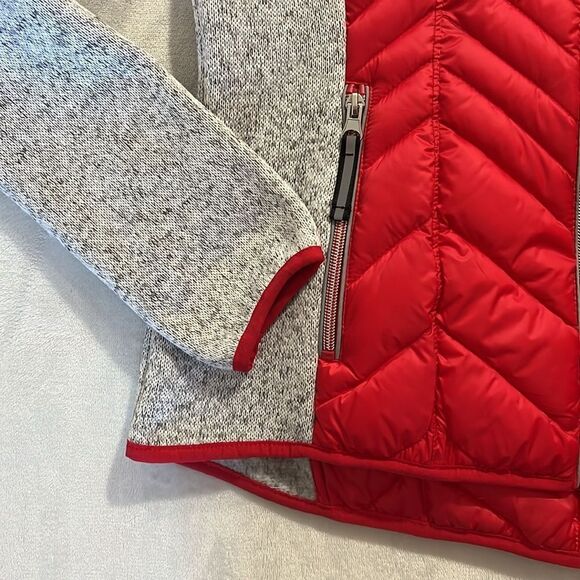 Xersion Red and Gray Mixed Media Puffer Zip Up Jacket Size Medium - Picture 11 of 16